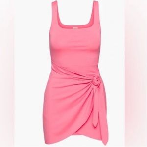 Aritizia Wilfred new Saturn mini dress in candy drop. Size xs.